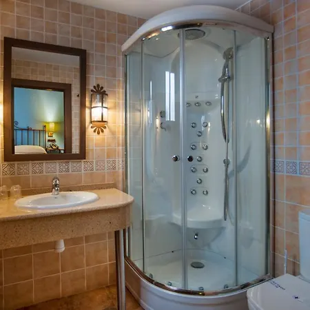 Moya Hotel 3*