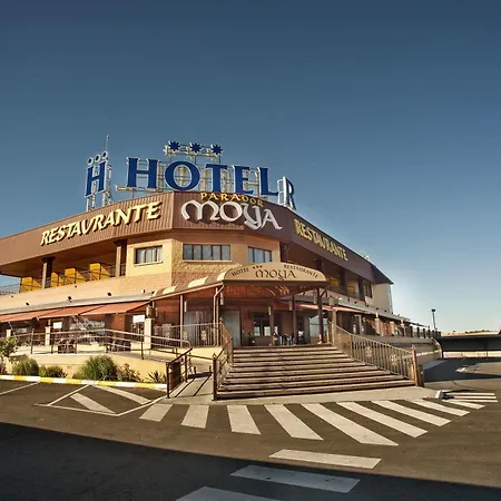 Moya Hotel 3*